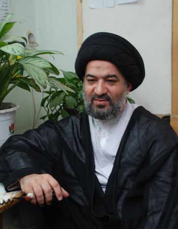 أمين عام العتبة العباسية يلقي كلمة يقدم فيها شكره لكل من ساهم بانجاح زيارة النصف من شعبان