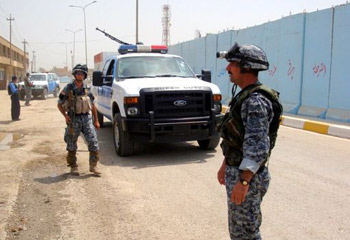 شرطة النجف : تلقي القبض على عصابتي تسليب وسرقة