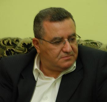 رئيس الهلال الاحمر العراقي :سنباشر ببناء 200 وحدة سكنية واطئة الكلفة في كربلاء