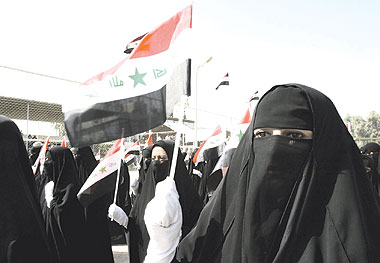 تخريج 95 شرطية للخدمة في سلك الشرطة في محافظة  كربلاء