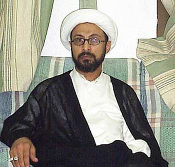 السلطات السعودية تلاحق رجل دين بارز بتهمة الدعوة لطي صفحة التمييز الطائفي