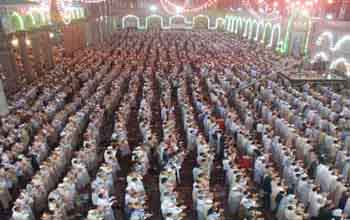 تقرير مصور لصلاة العيد في العتبة الحسينية المقدسة