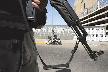 اعتقال عصابة تتاجر بالحبوب المخدرة في كربلاء