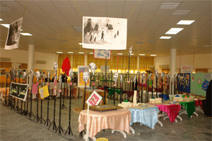 من  العاصمة البريطانية إلى مدينة النجف الأشرف معرض الإمام الحسين الوثائقي