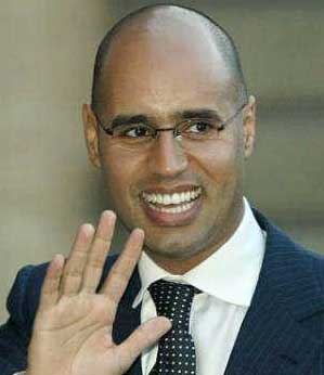 القذافي يبدأ أولى خطوات توريث الحكم