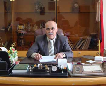 رئيس جامعة كربلاء لموقع نون : سيتم نقل كافة الطلبة  الى مبنى الجامعة الجديد ماعدا كليات المجموعة الطبية