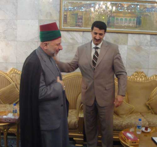 وفد رسمي برئاسة قائمقام قضاء سامراء يزورالعتبة الحسينية ويؤكد ان ابواب سامراء مفتوحة لكل العراقيين