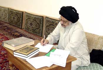 آية الله السيد علي الميلاني: المنبر الحسيني وسيلة لاستمرار الآثار وبقائها