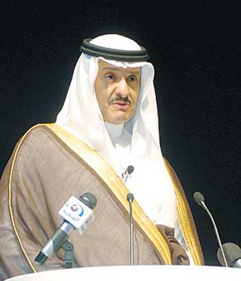 وزير السياحة والآثار السعودي : أعدنا مجموعة كبيرة من الآثار إلى العراق