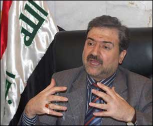 وزير الشباب والرياضة : تمديد الفيفا لاتحاد الكرة خنجر في جسد الرياضة العراقية