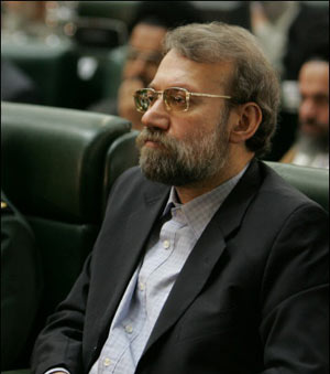 لاريجاني : واشنطن وراء دخول السعودية الحرب على الحوثيين