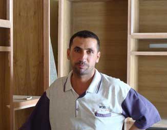 مهنة باركها الله وخذلها المسؤولون ... النجارة في كربلاء الى اين ؟؟