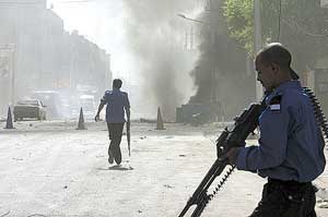 إنفجار عبوة لاصقة بسيارة مفخخة في منطقة باب المعظم