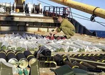 وزير الدفاع العراقي يعلن عن الدولة التي يتم من خلالها ادخال الاسلحة  للعراق