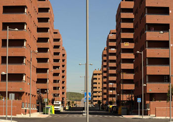 العراق يدعو لاستثمارات أجنبية في خطط اسكان بقيمة 25 مليار دولار