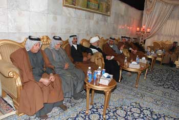 الشيخ الكربلائي يلتقي  شيوخ عشائر قضاء الحسينية ويدعو للمشاركة الفاعلة بالانتخابات وانتخاب الأكفأ