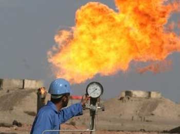 النفط : زيارة ميدانية لموقع حقل الفكة النفطي على الحدود العراقية الإيرانية