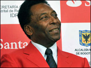 النجم البرازيلي بيليه يتوقع ان يلعب الاسباني والبرازيلي المباراة النهائية لبطولة كاس العالم المقبلة