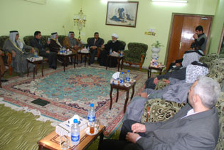 عشائر قضاء المسيب يزورون العتبة الحسينية ويؤكدون ان ابناء القضاء في خدمة الزائرين