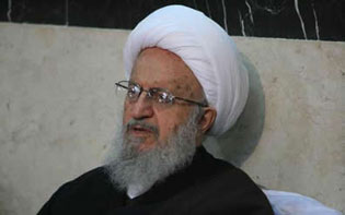 المرجع ناصرمكارم الشيرازي: من المؤسف أن بعض الخطباء يعولون کثيراً على المنام والرؤية کما شوهد بعضهم في وسائل الإعلام