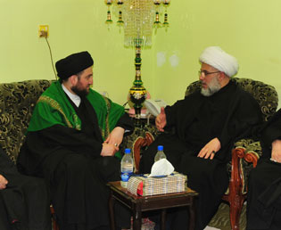 عمار الحكيم يزور العتبة الحسينية ويؤكد اننا بحاجة الى مشاركة الجميع في ادارة البلاد