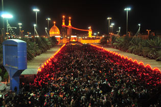 وصول وفود مساندة من منتسبي العتبتين الكاظمية والعلوية الى كربلاء لتقديم خدماتها لزوار الامام الحسين في زيارة الاربعين