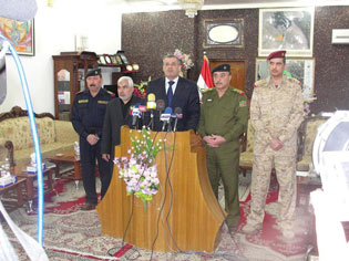 مسؤول امني :تشكيل لجان تحقيقية مع العناصر الامنية المسؤولة التي وقعت بقربها انفجارات كربلاء اثناء زيارة الاربعين