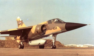 العراق يطالب فرنسا بـ651 مليون يورو ثمن مقاتلات «ميراج» لم يتسلمها