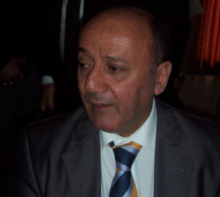 فرج الحيدري  سيتم سحب الثقة عن الكيان السياسي المتجاوز على قوانين المفوضية بخصوص الدعايات الانتخابية