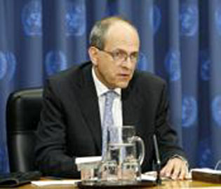 المبعوث الاممي في العراق: الأمم المتحدة  تمول وتدرب أكثر من 29،000 مراقب محلي لضمان نزاهة الانتخابات القادمة