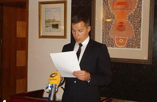 السفير الفرنسي في بغداد: سنشارك بـ(130) مراقباً وباريس مستعدة للتوسط بين العراق ودول الجوار