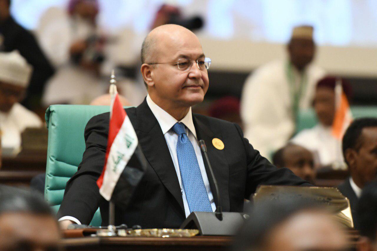 نائب: رئيس الجمهورية رضخ لضغوط دعاة المحاصصة ولم يسمي رئيساً للوزراء