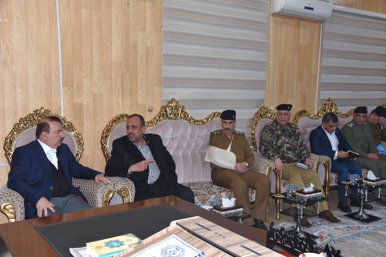 وزير الداخلية يأمر باتخاذ الإجراءات الأمنية لحماية ساحة التظاهر بالنجف