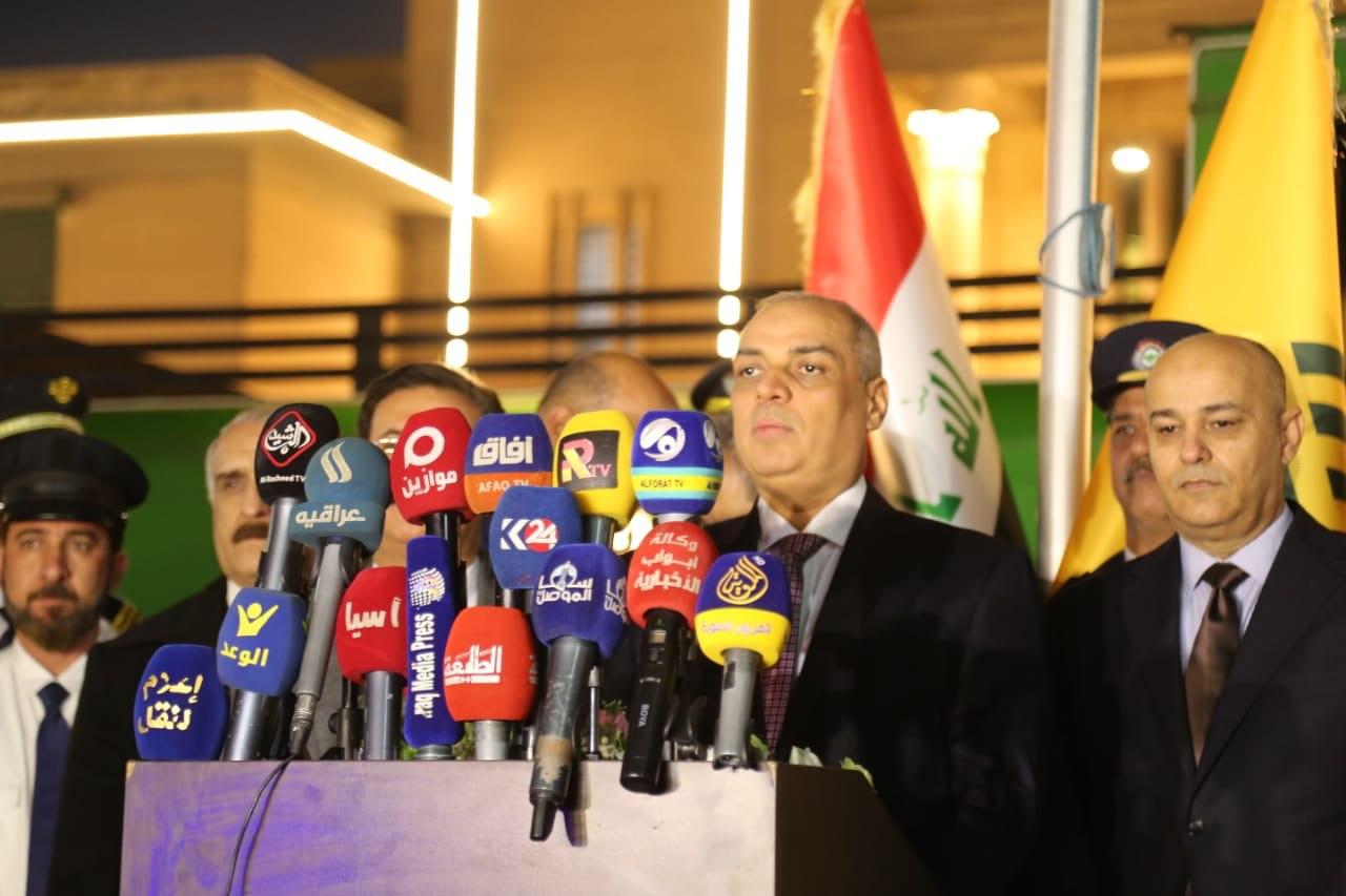 وزير النقل يعلن مد سكك حديد الى مختلف الارصفة في موانئ ام قصر