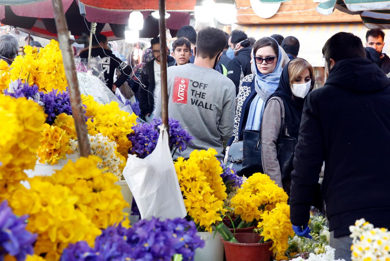 ‏ الصحة الإيرانية: 123 وفاة و966 إصابة جديدة بفيروس كورونا خلال 24 ساعة