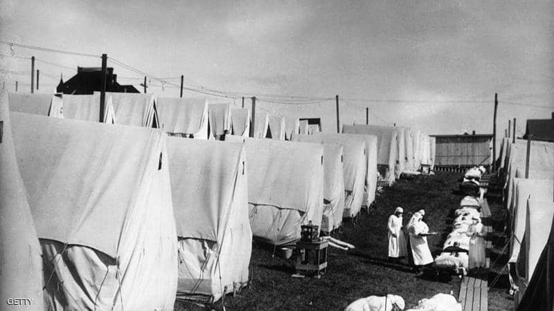 كورونا.. آخر الناجين من الإنفلونزا الإسبانية يطلق تحذيره