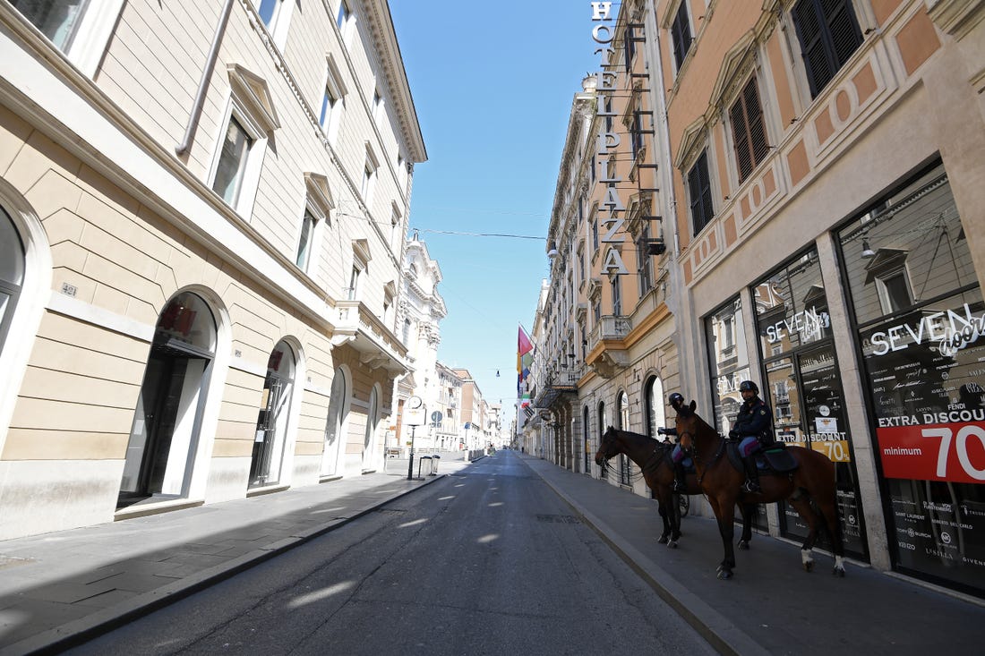 إيطاليا تسجل 619 وفاة جديدة بفيروس كورونا