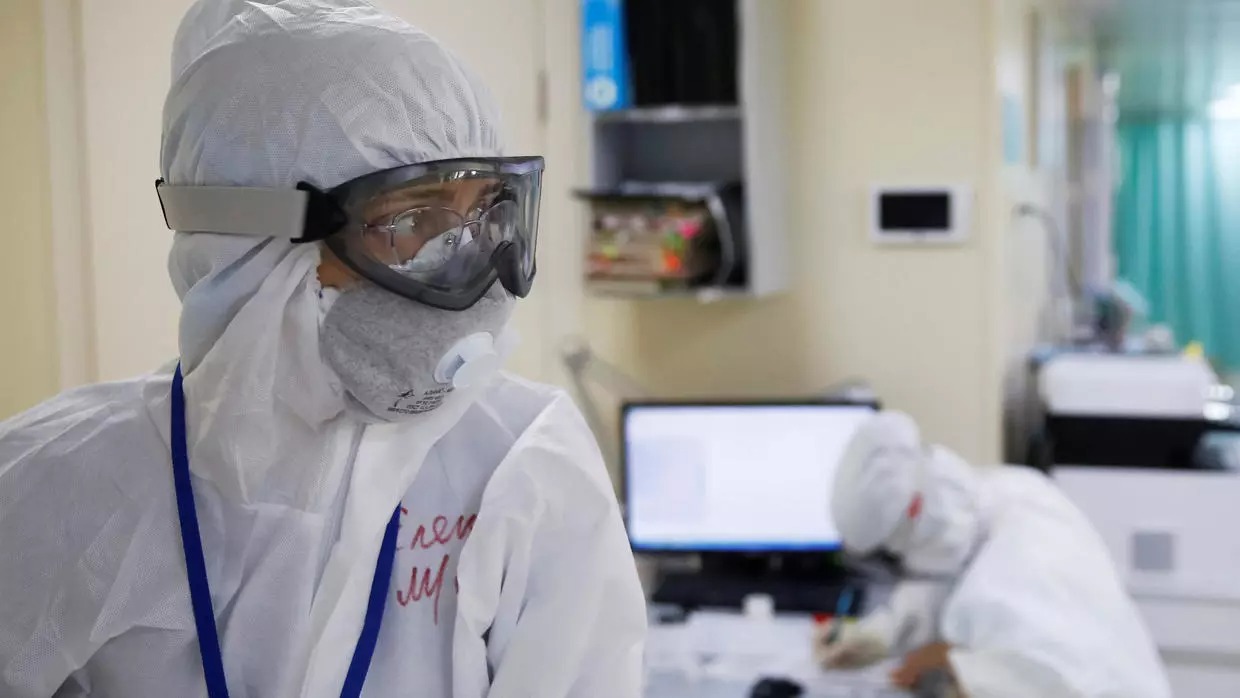 لليوم الرابع على التوالي.. تسجيل أكثر من 10 آلاف إصابة بكورونا في روسيا خلال 24 ساعة