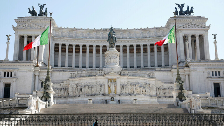 إيطاليا تسجل أدنى معدل للوفيات بفيروس كورونا منذ 9 اذار