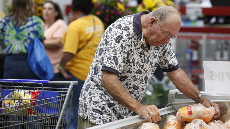 كورونا يعري التفاوت الطبقي في الولايات المتحدة واللحم بات للأغنياء فقط