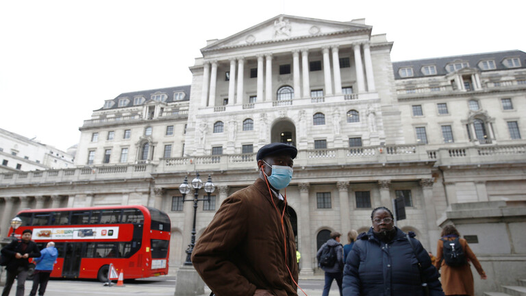 بريطانيا.. ارتفاع في الوفيات الجديدة بكورونا والإصابات تتجاوز الـ240 ألفا