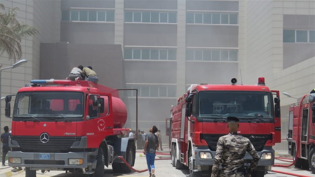 الدفاع المدني تعلن اخماد حريق المستشفى التركي في كربلاء