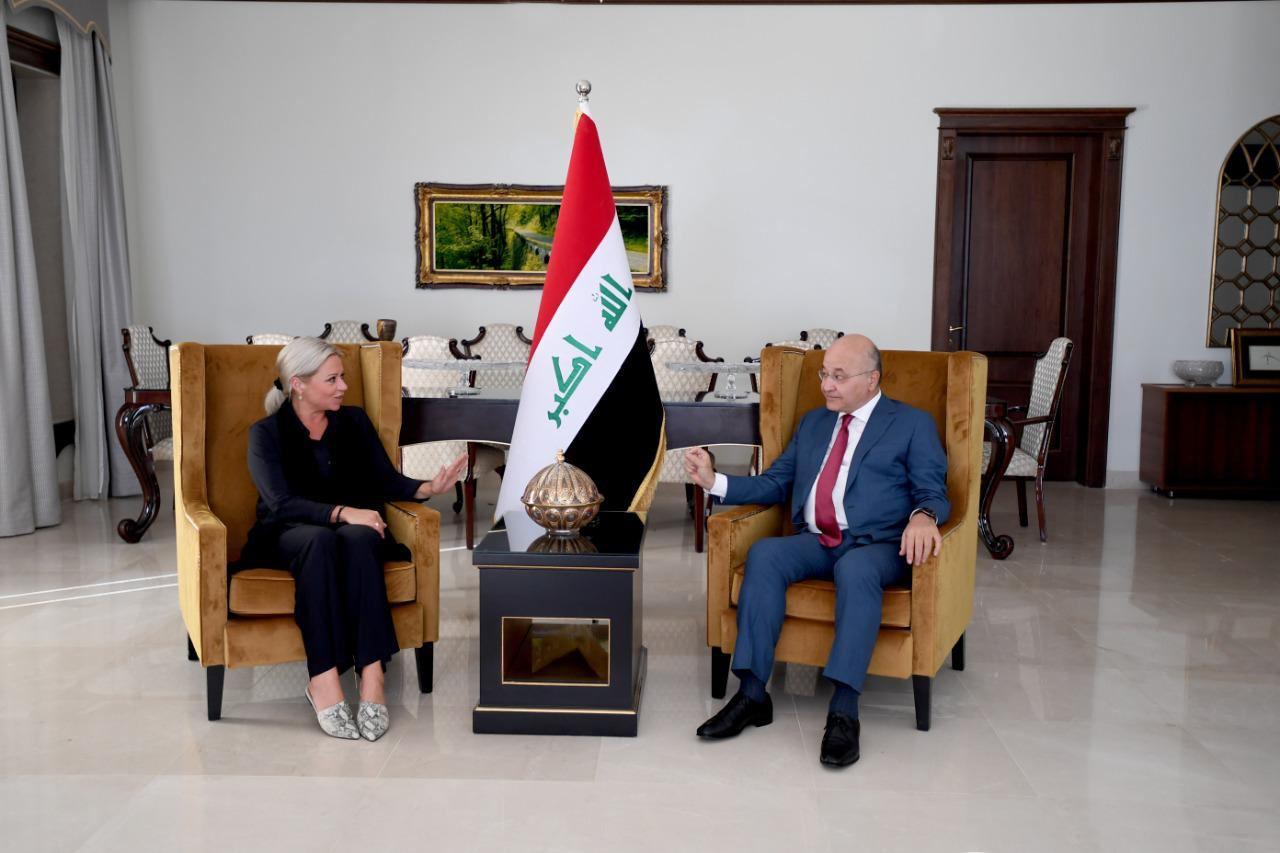 صالح يؤكد لبلاسخارت ضرورة اتباع خارطة طريق لإجراء الانتخابات