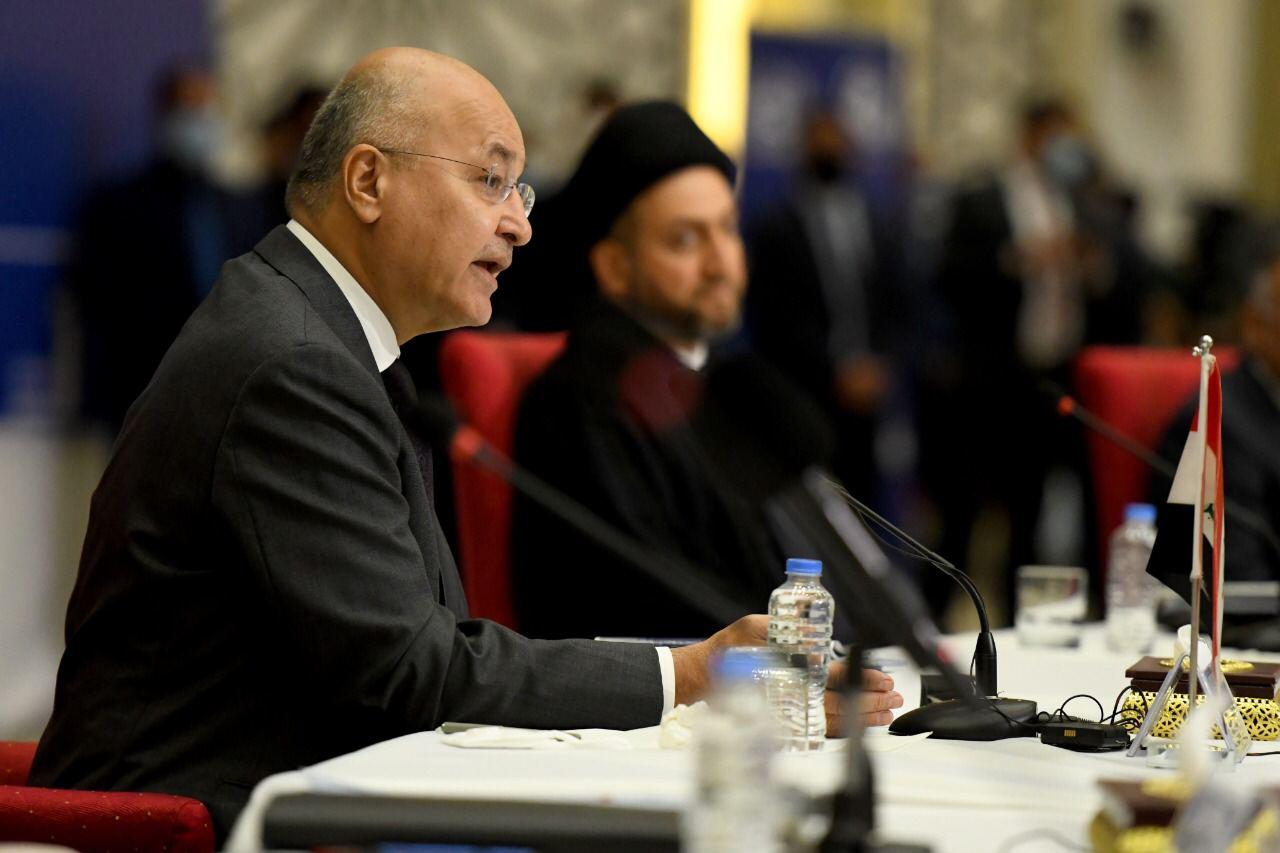 صالح يُحذّر من "التراخي" بمحاسبة الفاسدين ويدعو لـ"انتخابات مبكّرة نزيهة"