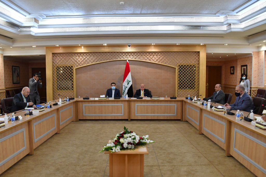 العراق يشكل لجنة للتنسيق مع الجانب الأميركي على جدولة نشر قواته خارج العراق
