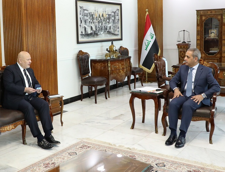 رئيسا مجلس القضاء وفريق التحقيق الدولي يبحثان مذكرة التفاهم بشأن الأدلة الخاصة بجرائم "داعش"