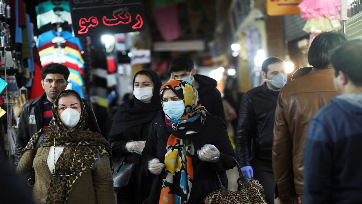 إيران تسجل 422 وفاة جديدة وارتفاعا قياسيا في الإصابات بفيروس كورونا