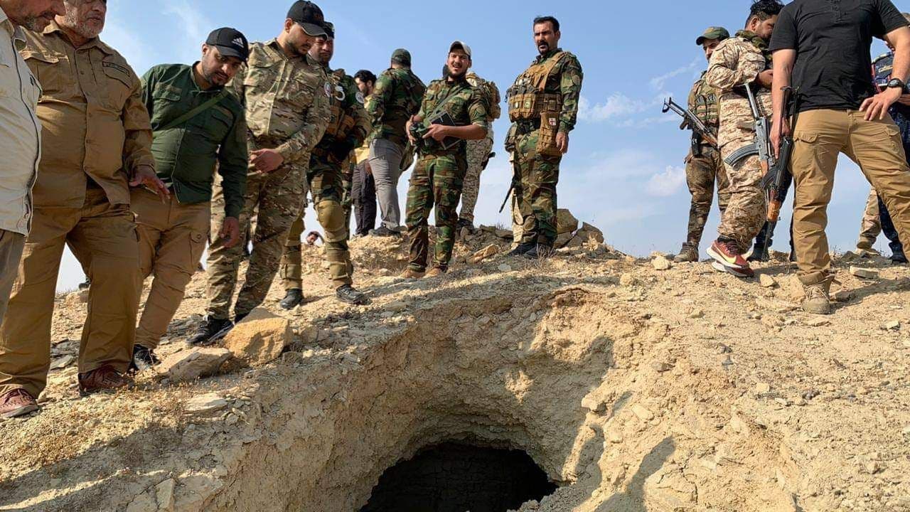 الحشد يفجر نفقاً لداعش في مكحول ويعثر على مقبرة خاصة بقتلى التنظيم