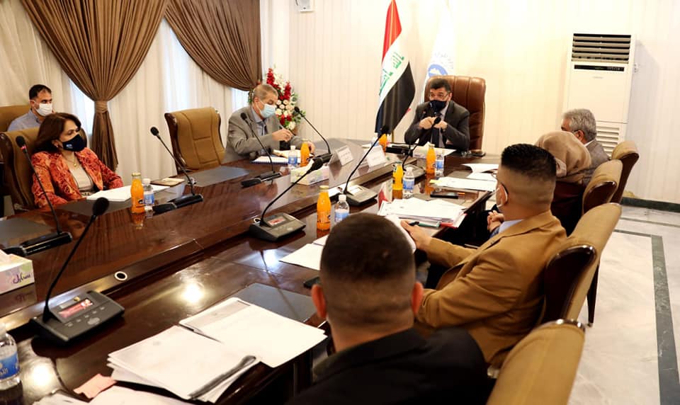 توجيه حكومي بغلق آبار مائية في بعض المحافظات