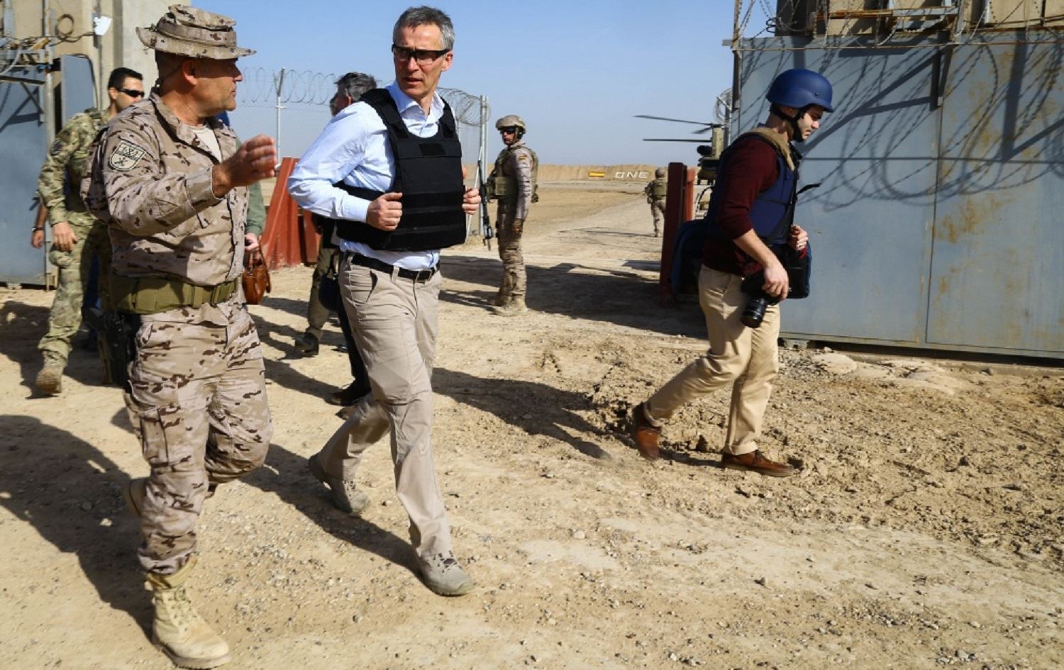 أمينه العام: حلف الناتو يخطط لزيادة عملياته وعديد قواته في العراق